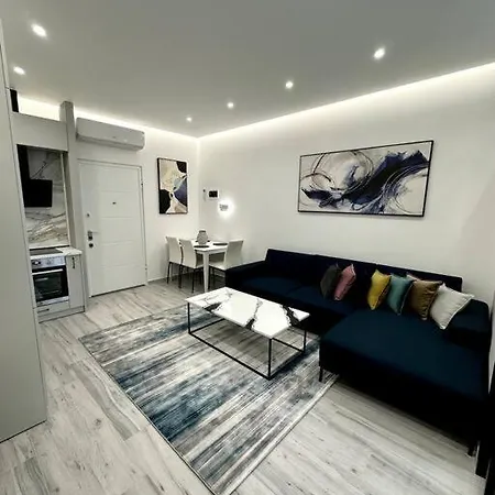Sweet Apartment *